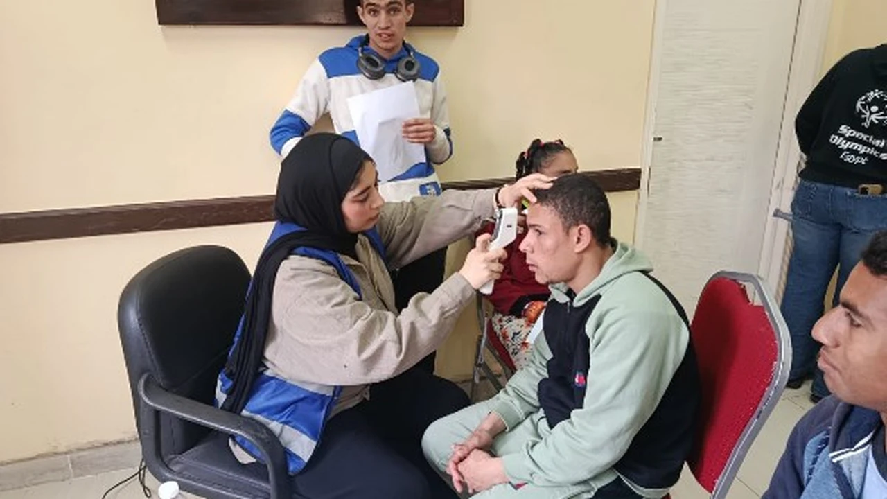 الأولمبياد الخاص المصري يُنظم قافلتين طبيتين لخدمة لاعبيه بالمحافظات